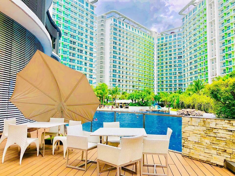 Azure Urban Resort A4 Near Airport Mall With Wavepool Paranaque City Dış mekan fotoğraf